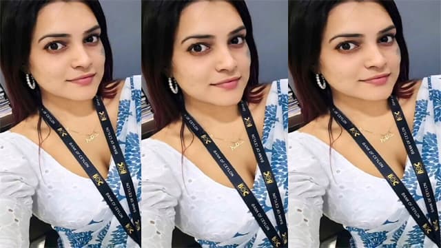Bank Of Ceylon Sex – BOC Girl Pound Loud