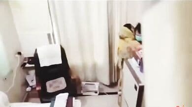 Pakistani Doctor Romance with Female Patients CCTV Cam Footage
