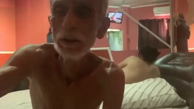 Desi Old Sasur – Bahu Hard Fuck Leaked