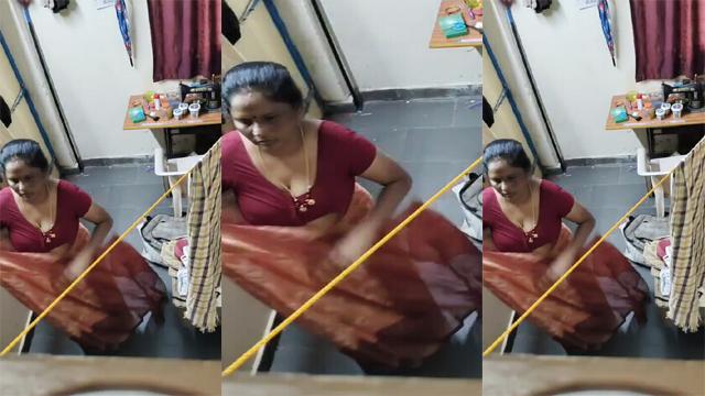 Tamil Mom Changing Clothes Voyeur Secret Capture