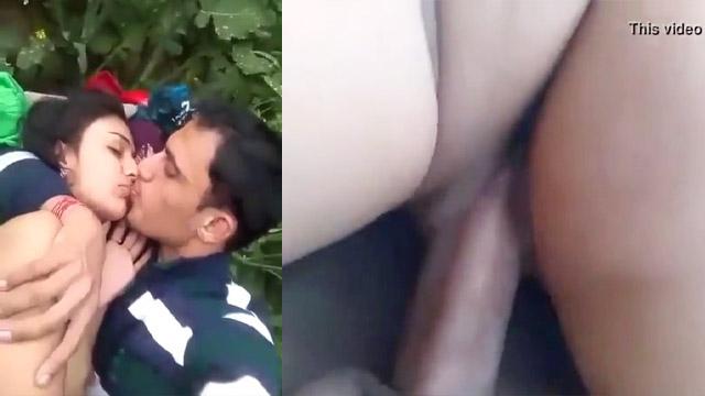 Desi Couple Secret Jungle Outdoor Sex MMS Leak
