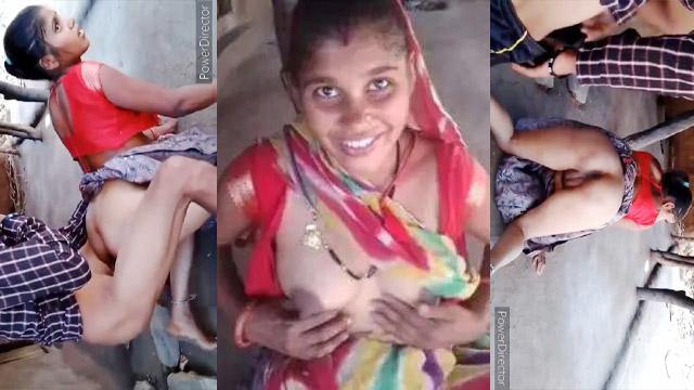 Village Bhabhi Outdoor Sex Dudhwala Hard Fucking