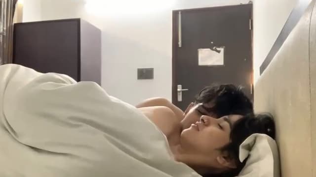 Young Indian Lovers Sex Mms At Home