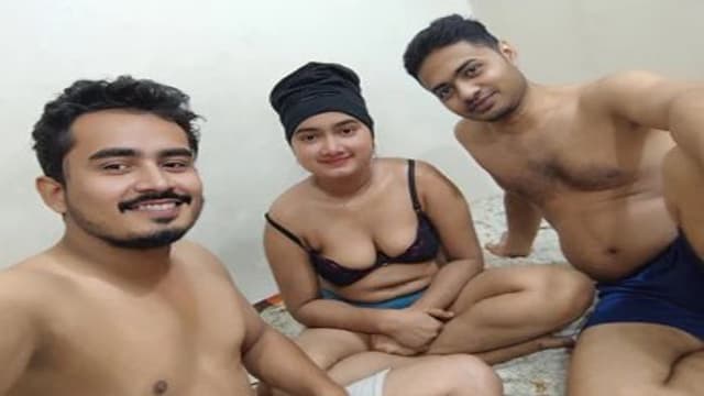 Desi Sexy Girlfriend Shared Threesome Fucking Video